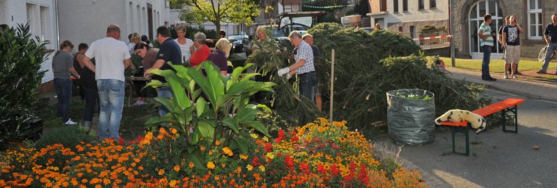 Kranzbinden bei Dieter und Anja 020.JPG